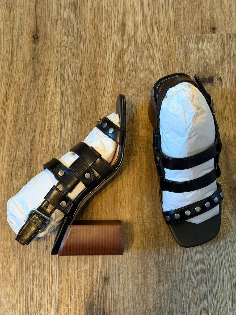New Vince Camuto Strappy Heels Size 7.5